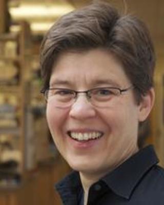 Jennifer Lewis headshot image